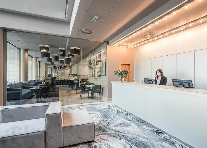 Antik 4* サン・セバスティアン